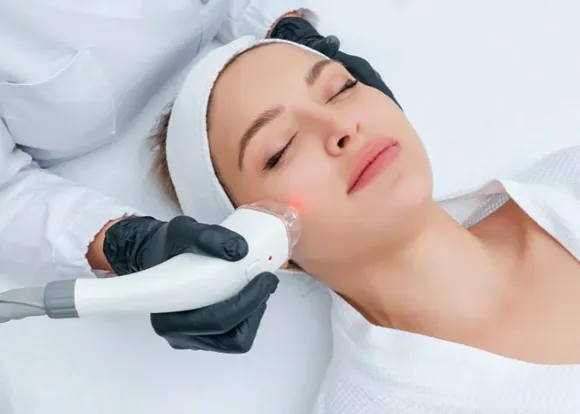 5 Dấu Hiệu Làn Da Đang “Kêu Cứu” Và Cần Điều Trị Chuyên Sâu Ngay
